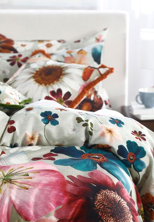 Linen House - Flowerbed MM Duvet Cover Set - Multi