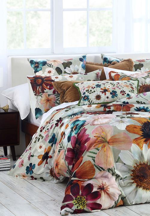 Linen House - Flowerbed MM Duvet Cover Set - Multi