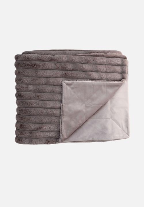 Linen House - Ribbed Faux Fur Throw - Taupe