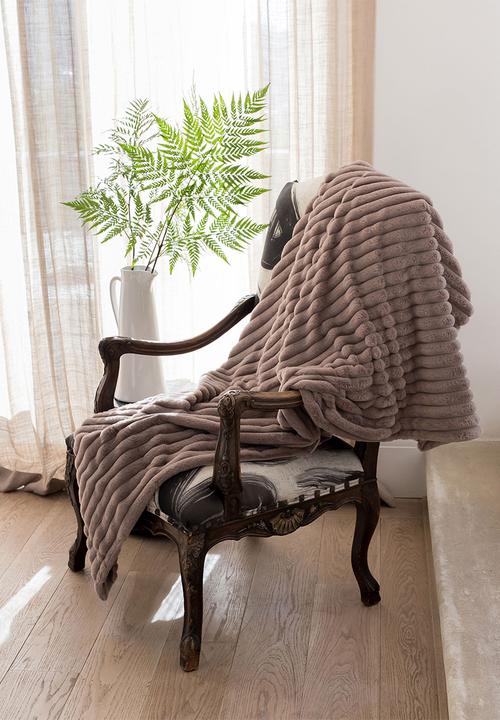 Linen House - Ribbed Faux Fur Throw - Taupe