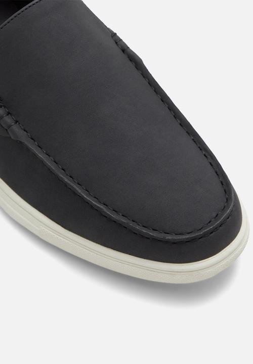 Call It Spring - Reilley - black