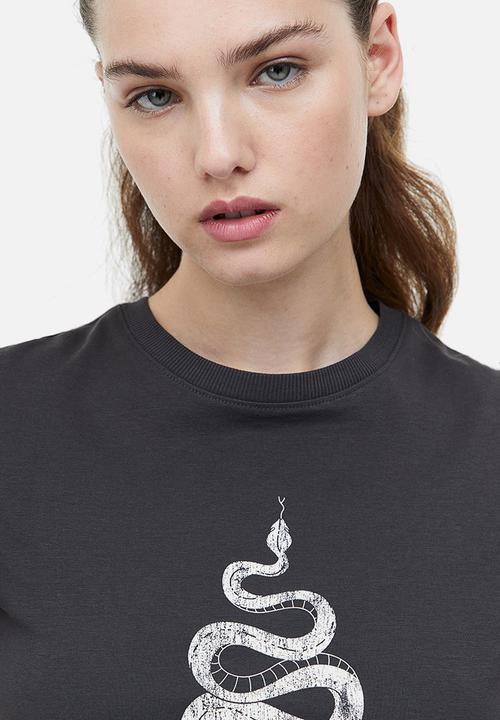 H&M - Printed cropped top - black snake 