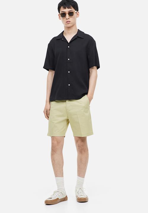 H&M - Regular fit chino shorts - light pistachio green