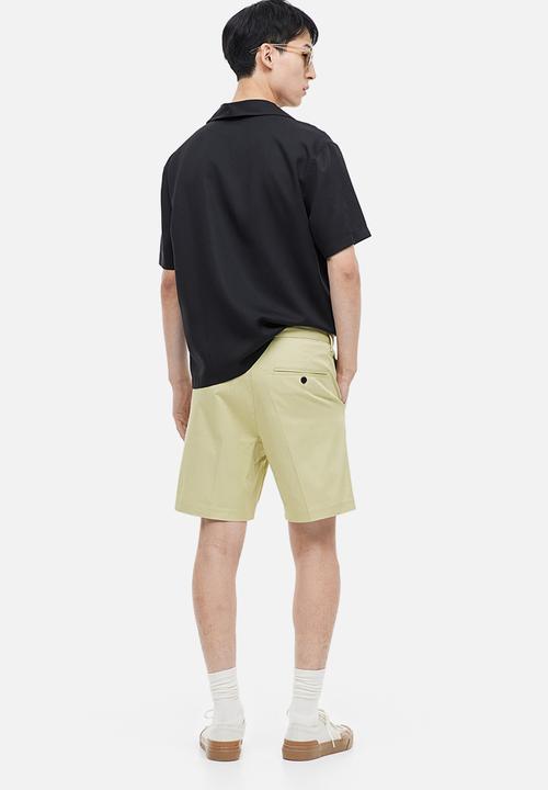 H&M - Regular fit chino shorts - light pistachio green