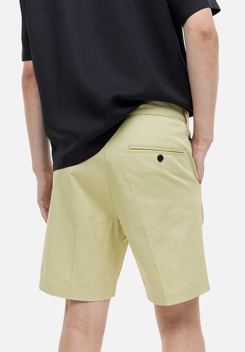 H&M - Regular fit chino shorts - light pistachio green