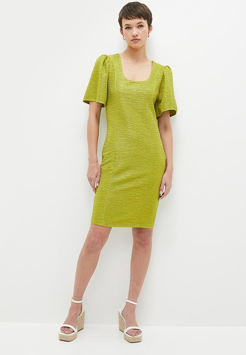 Crinkle knit dress - lime green