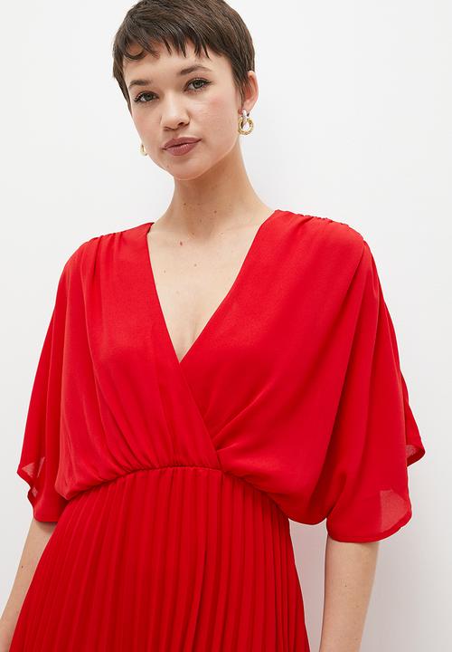 edit - Pleated fit & flare dress - red