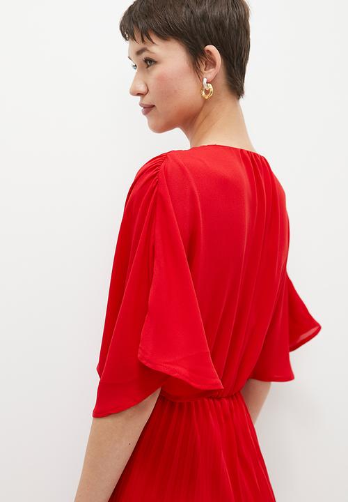 edit - Pleated fit & flare dress - red