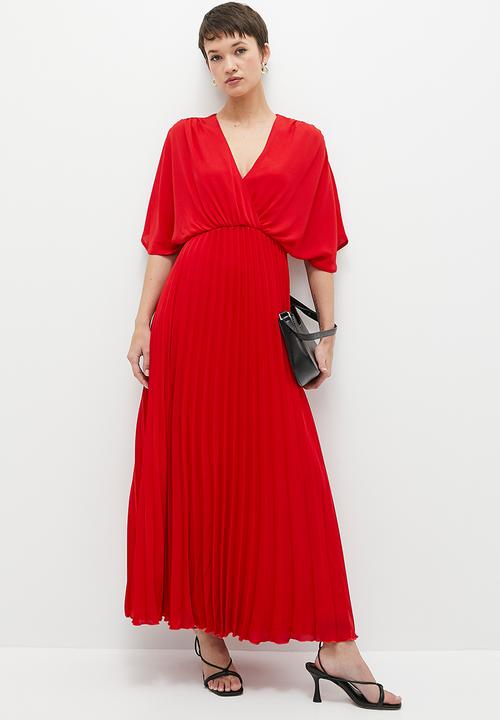 edit - Pleated fit & flare dress - red