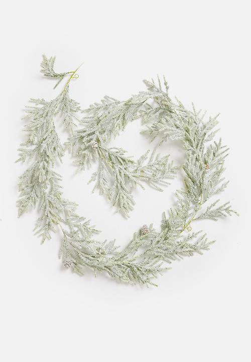 H&S - Leafy garland - snowy