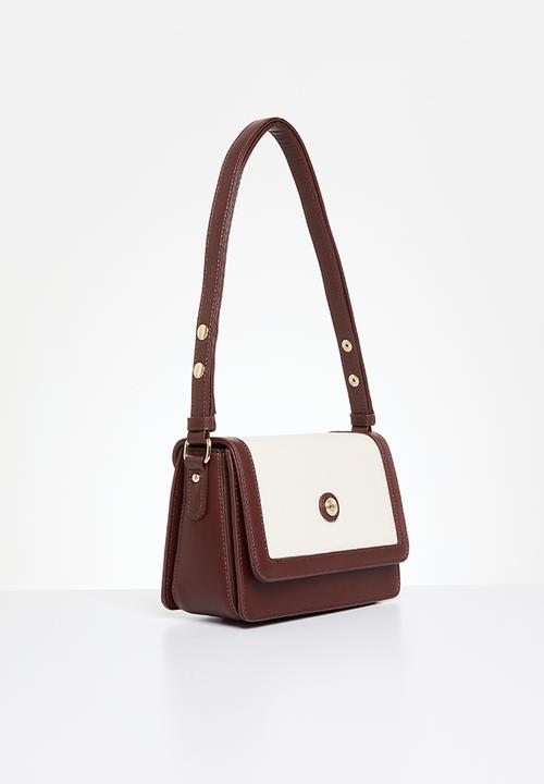 POLO - Flapover sling - tan