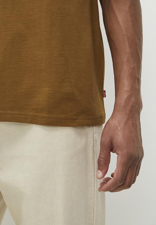 Levi’s® - the half sleeve tee za - monk's robe