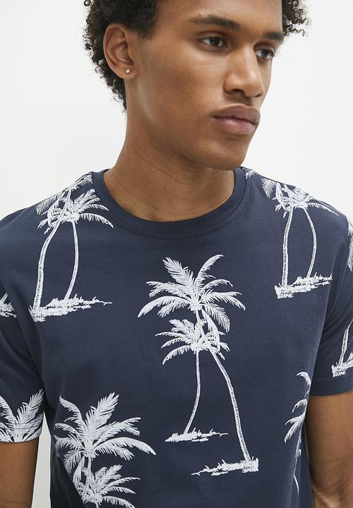 Superbalist - Leave print AOP tee - blue