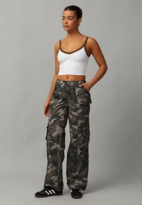 Factorie - The everyday cargo pant - camo