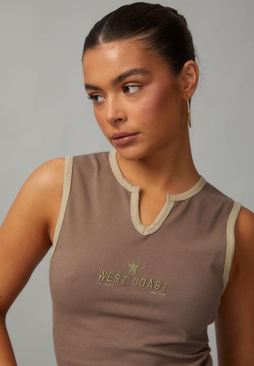 Factorie - Graphic Notch Front Tank  - Mocha/West Coast