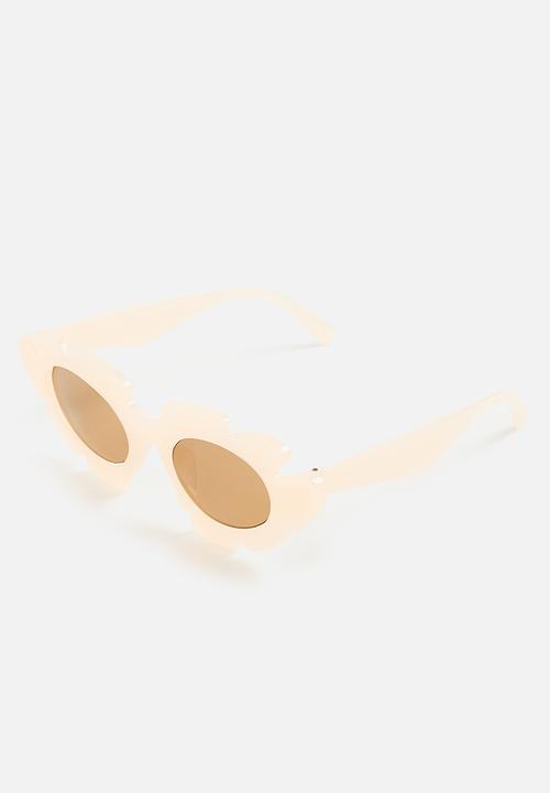 Superbalist - Raine round sunglasses - cream