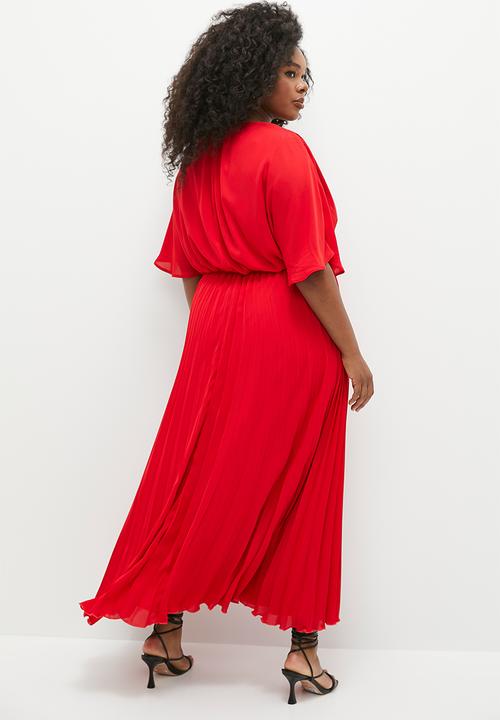edit - Pleated fit & flare dress - red