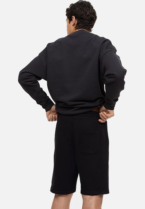 H&M - Regular fit sweatshorts - black