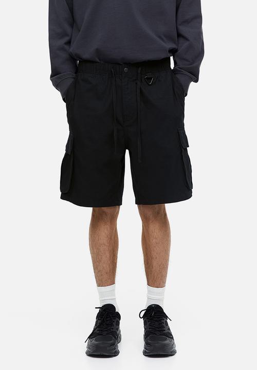 H&M - Relaxed fit ripstop cargo shorts - black