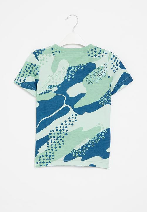 Nike - Nike club seasonal camo tee - mineral