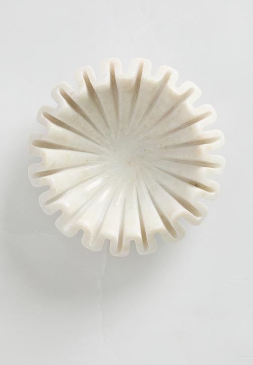 Sixth Floor - Ruffled marble bowl - white