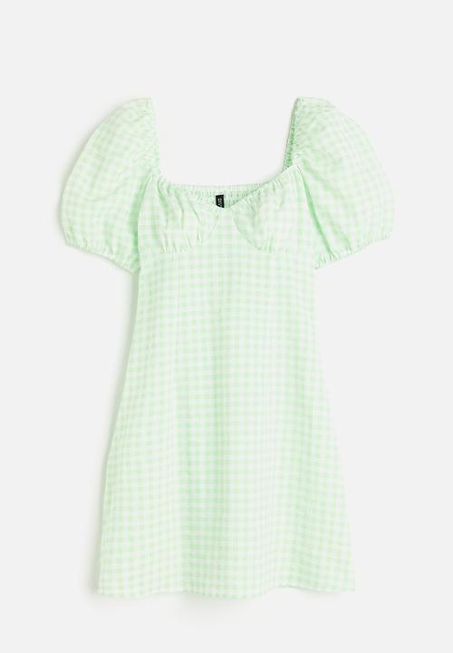 H&M - Puff-sleeved crêpe dress - light green checked 