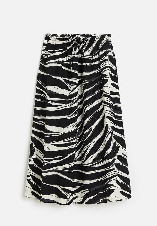 H&M - Flared skirt - black