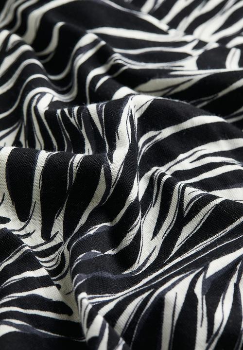 H&M - Oversized jersey dress - black patterned