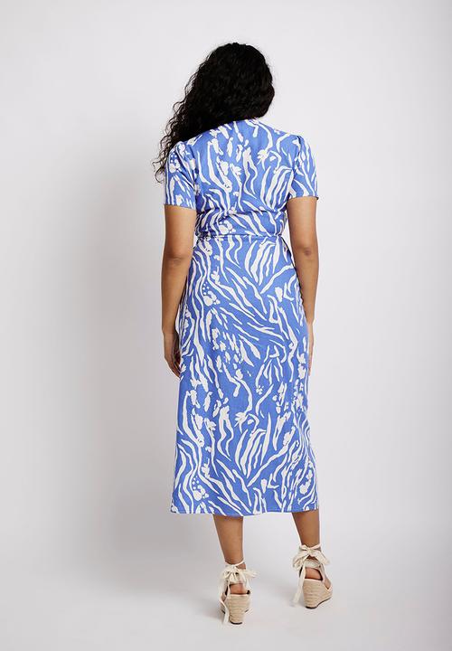 Me&B - Wrap Dress in Delft Animal - Blue & Cream