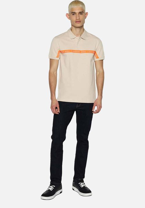 Calvin Klein - Logo tape polo - classic beige