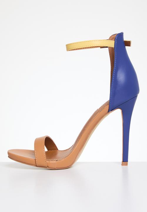 Plum - Barely there sandal - tan & navy