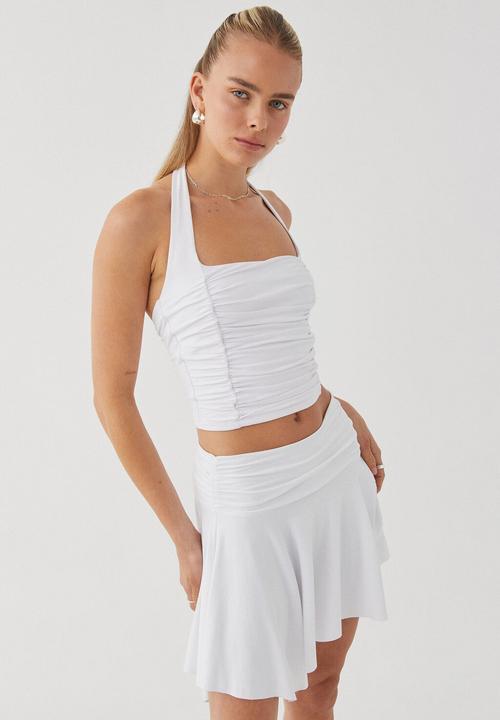 Supré  - Summer ruched halter top - white