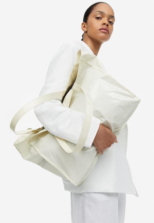 H&M - Coated shopper - white