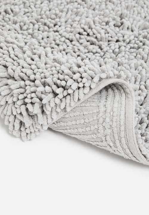 Sixth Floor - Chenille loop polyester bath mat - light grey