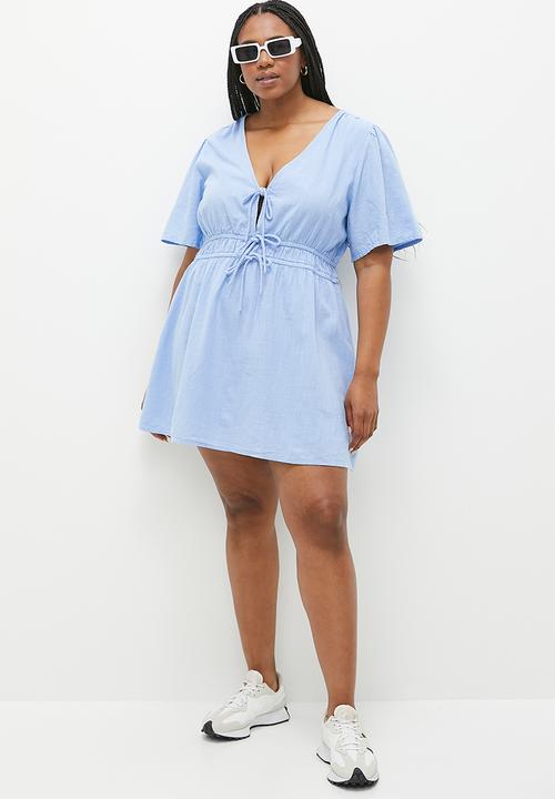 Cotton On - Plus Hazel v-neck mini dress - blue chalk