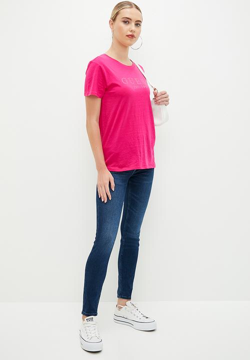 GUESS - Short sleeve guess 1981 crystal easy tee - full bloom pink