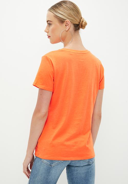 GUESS - Short sleeve guess 1981 crystal easy tee - orange slushie