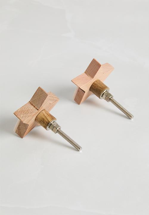 Sixth Floor - Star knob set of 2 - white
