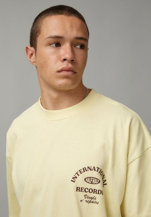 Factorie - heavy weight box fit graphic T-shirt - iced yellow/services