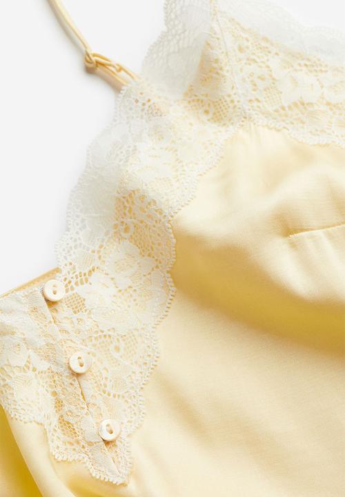 H&M - Lace-trimmed satin cami top - light yellow & white
