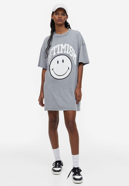 H&M - Printed T-shirt dress - light grey smiley® 