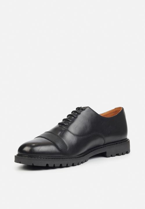 MAZERATA - Vapor 5 leather - black