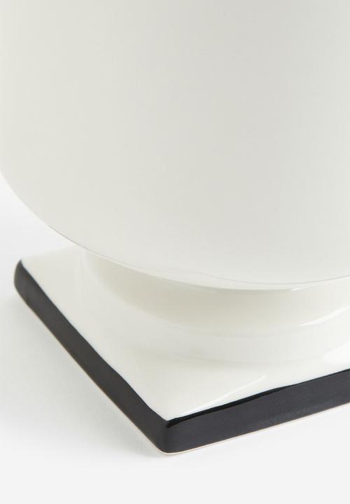 H&M - Porcelain plant pot - white