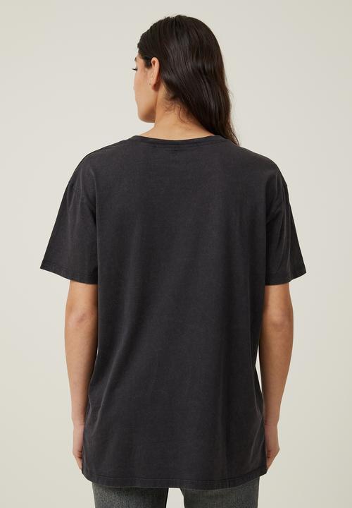 Cotton On - Plus Oversized Tee - Lcn Br Guns N Roses November Rain/Washed Black