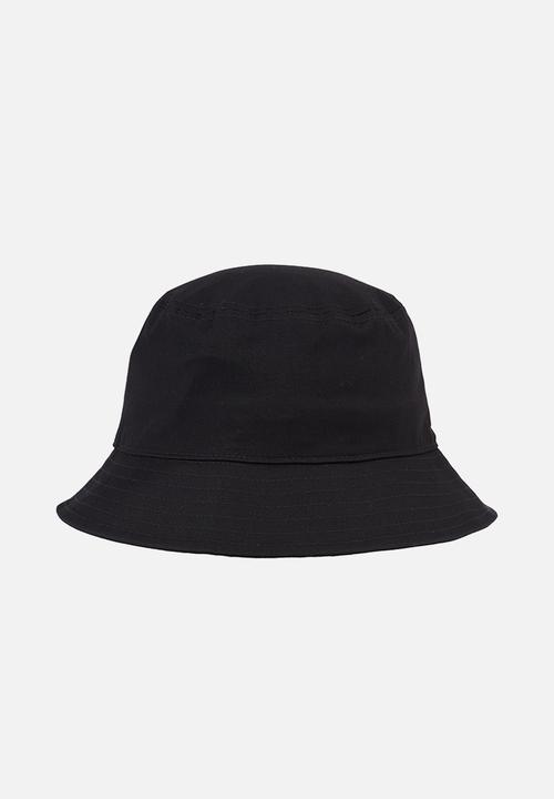 Calvin Klein - Insititutional bucket hat- black