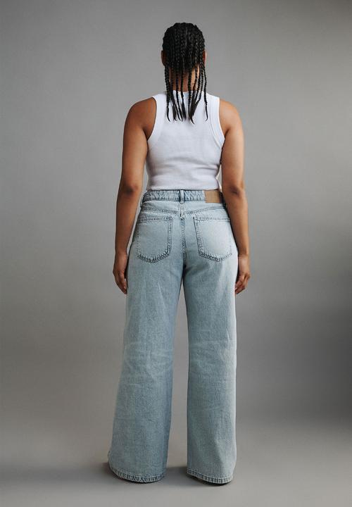 Cotton On - Plus Relaxed Wide Leg Jean - Palm Blue