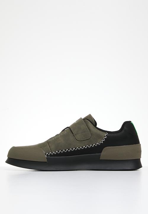 MAZERATA - Valentino 3 nub - olive