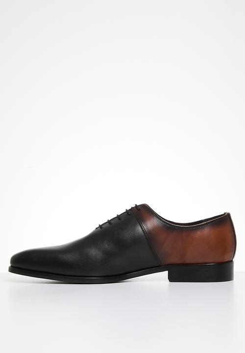 Roberto Morino - Mauritzio 16 - black 