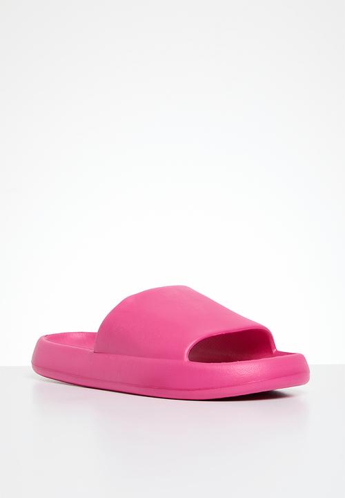 dailyfriday - Ayanda slide - pink
