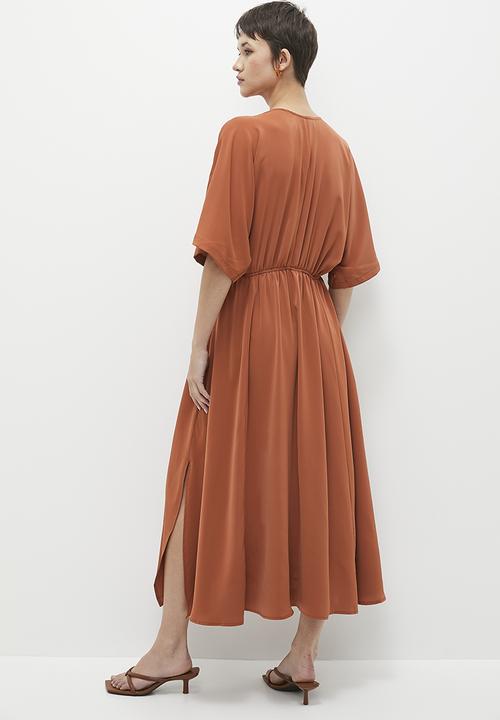 Me&B - Joy kaftan dress - tobacco